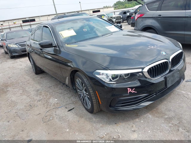 2020 BMW 530I - 1