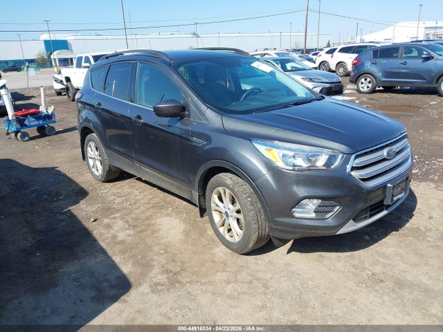 2018 FORD ESCAPE SE - 1