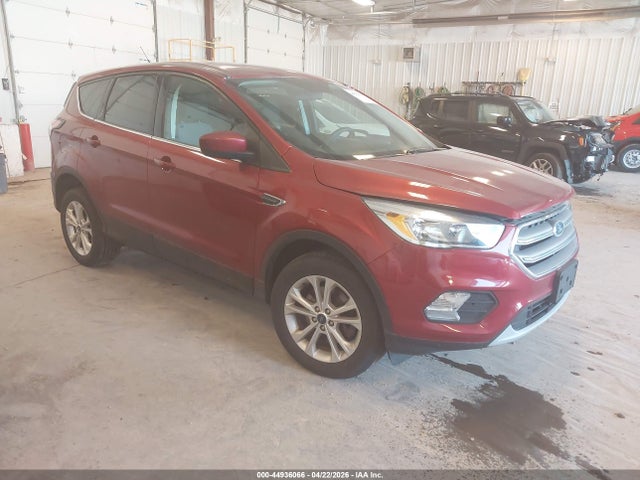 2017 FORD ESCAPE SE - 1