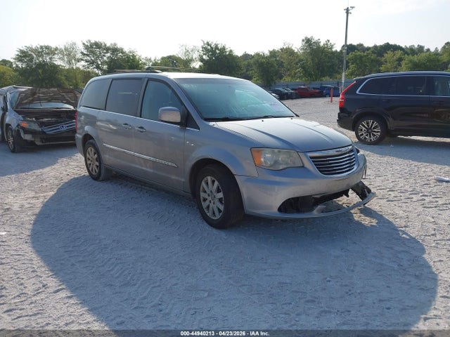 2016 CHRYSLER TOWN & COUNTRY - 1