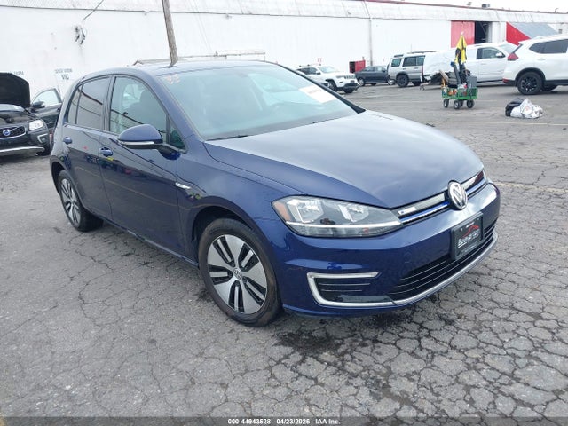 2019 VOLKSWAGEN E-GOLF SE - 1