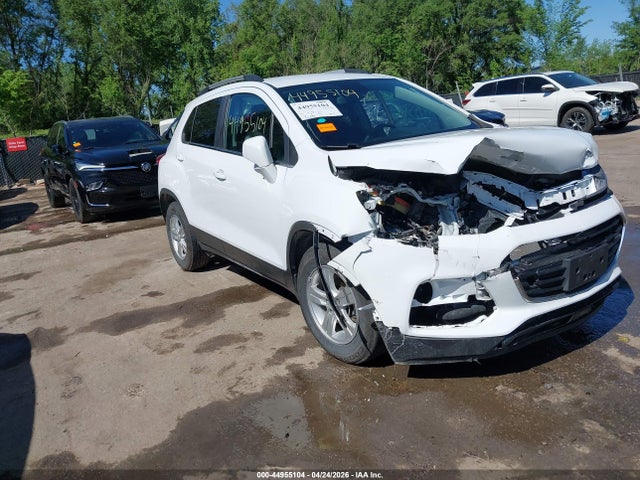 2020 CHEVROLET TRAX FWD LT - 1