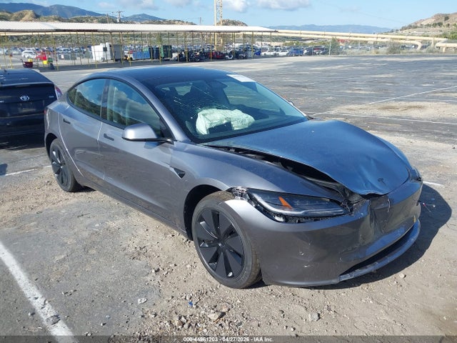2026 TESLA MODEL 3 - 1