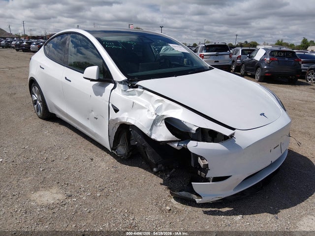 2024 TESLA MODEL Y LONG RANGE DUAL MOTOR ALL-WHEEL DRIVE - 1