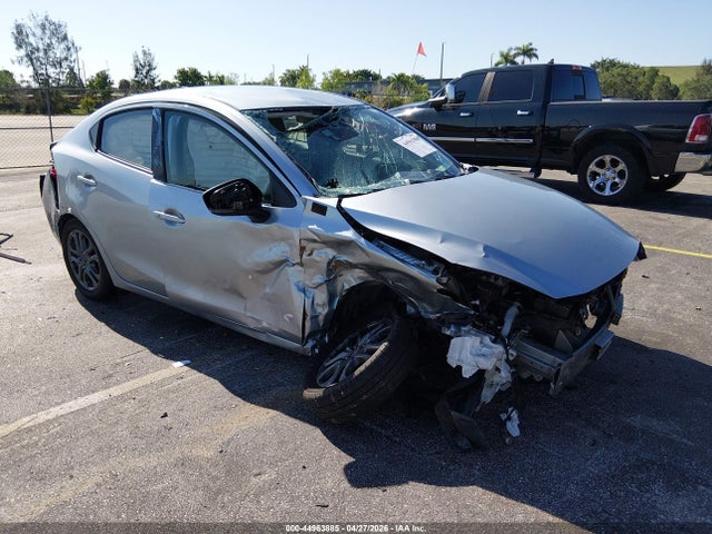 2019 TOYOTA YARIS LE - 1