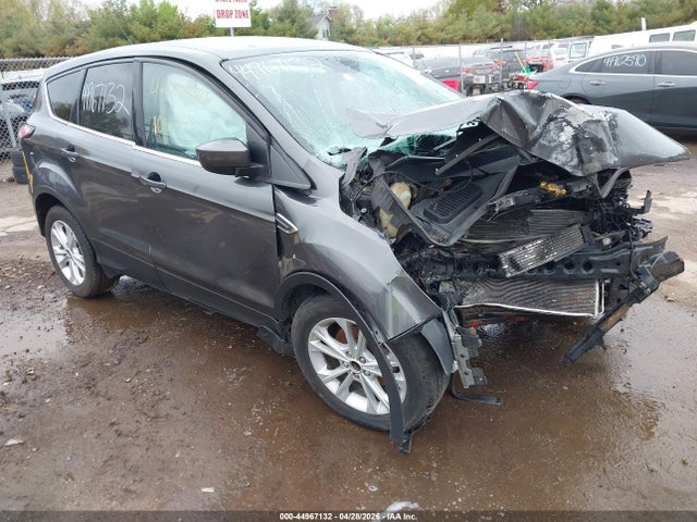 2017 FORD ESCAPE SE - 1