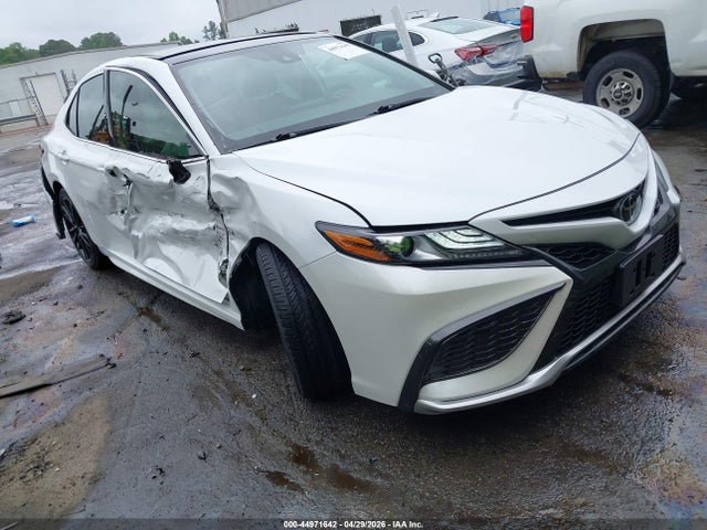2022 TOYOTA CAMRY XSE - 1