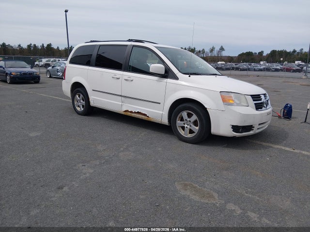 2010 DODGE GRAND CARAVAN - 1