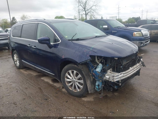 2018 CHRYSLER PACIFICA TOURING L - 1