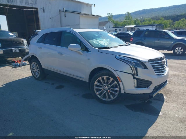 2017 CADILLAC XT5 PLATINUM - 1