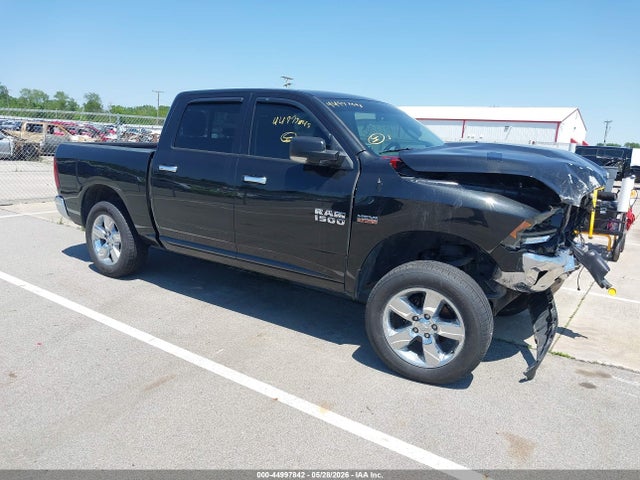 2018 RAM 1500 BIG - 1