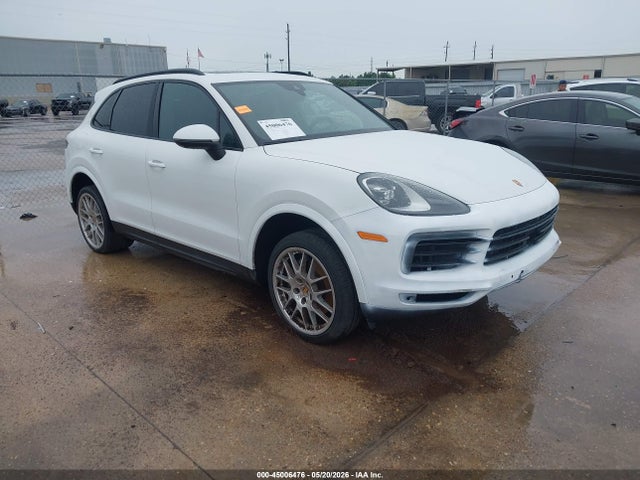 2019 PORSCHE CAYENNE - 1