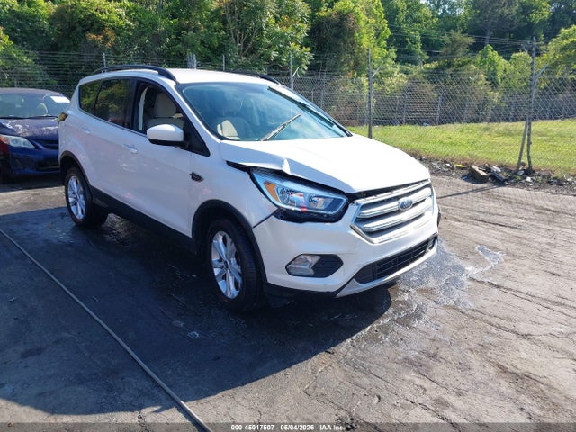 2018 FORD ESCAPE SE - 1