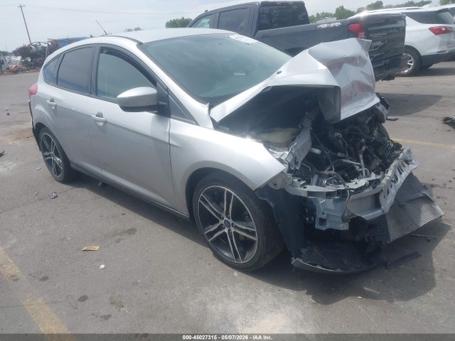 2018 FORD FOCUS SE - 1