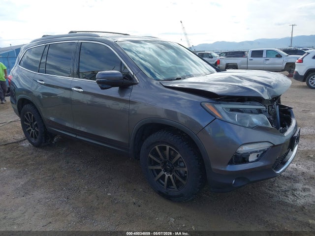 2017 HONDA PILOT TOURING - 1