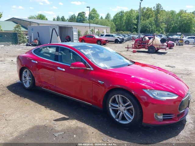 2016 TESLA MODEL S - 1