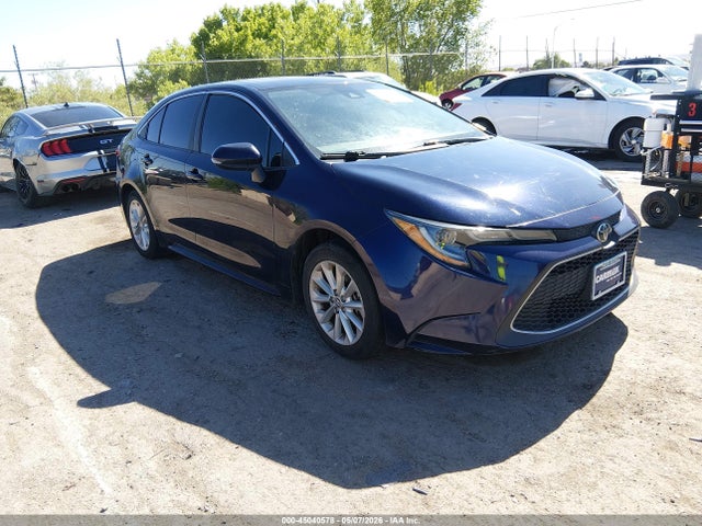 2021 TOYOTA COROLLA XLE - 1