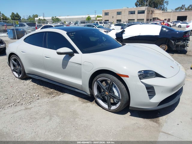2023 PORSCHE TAYCAN - 1