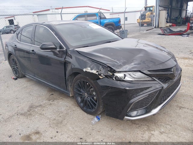 2022 TOYOTA CAMRY XSE - 1