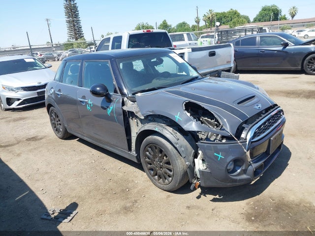2015 MINI HARDTOP COOPER - 1