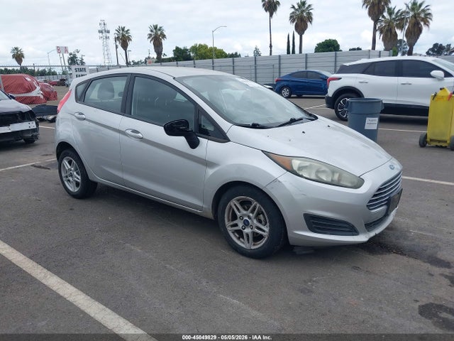 2017 FORD FIESTA SE - 1