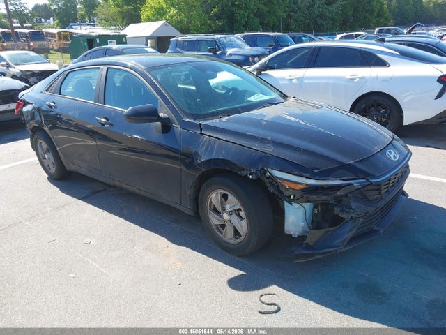 2024 HYUNDAI ELANTRA SE - 1
