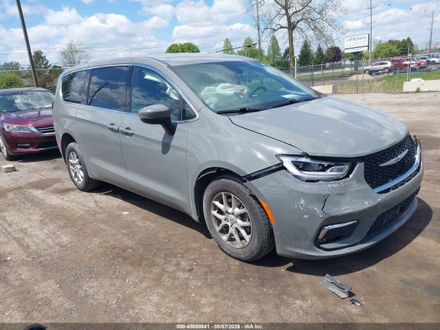 2023 CHRYSLER PACIFICA TOURING - 1