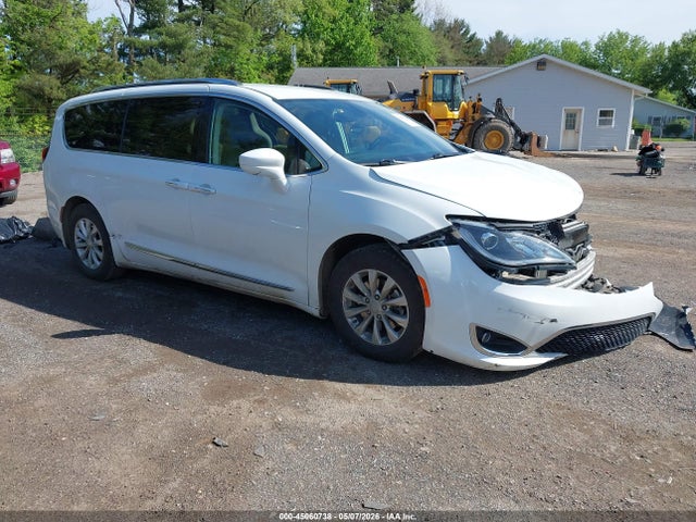 2018 CHRYSLER PACIFICA TOURING L - 1