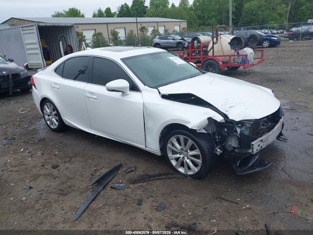 2016 LEXUS IS 300 - 1