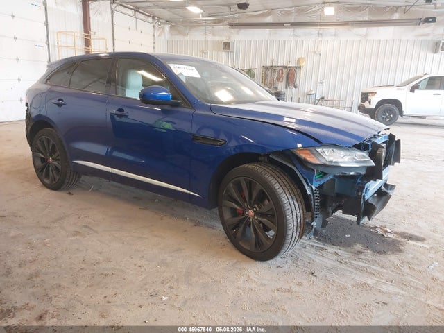 2017 JAGUAR F-PACE FIRST - 1