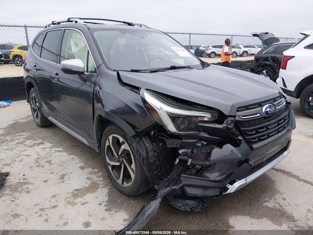 2023 SUBARU FORESTER TOURING - 1