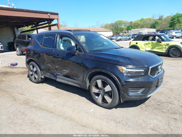 2019 VOLVO XC40 T5 - 1