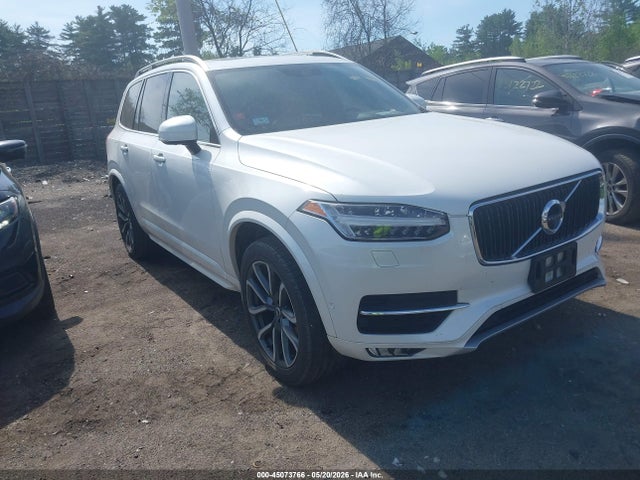 2017 VOLVO XC90 T6 MOMENTUM - 1