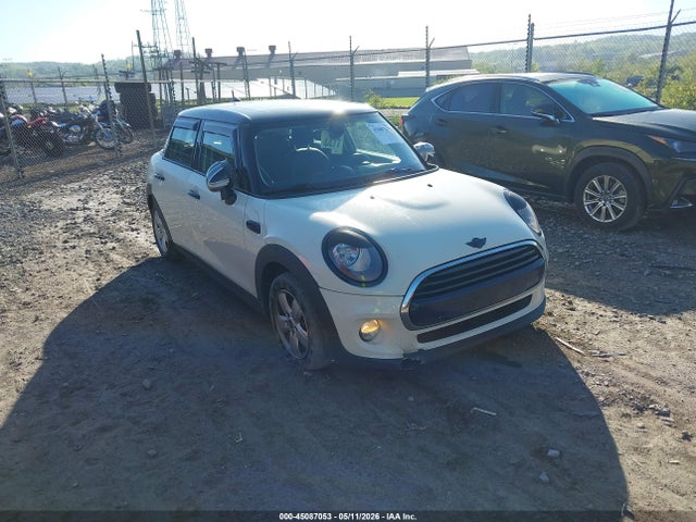2017 MINI HARDTOP COOPER - 1
