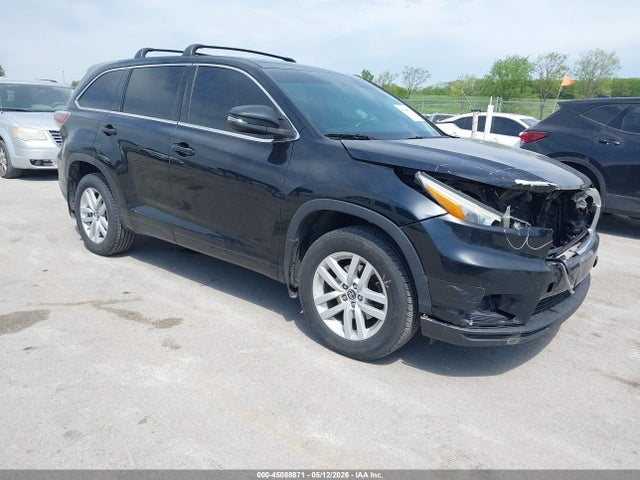 2016 TOYOTA HIGHLANDER LE V6 - 1