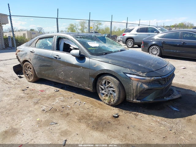 2024 HYUNDAI ELANTRA SEL - 1
