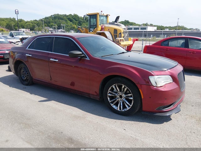 2016 CHRYSLER 300C - 1