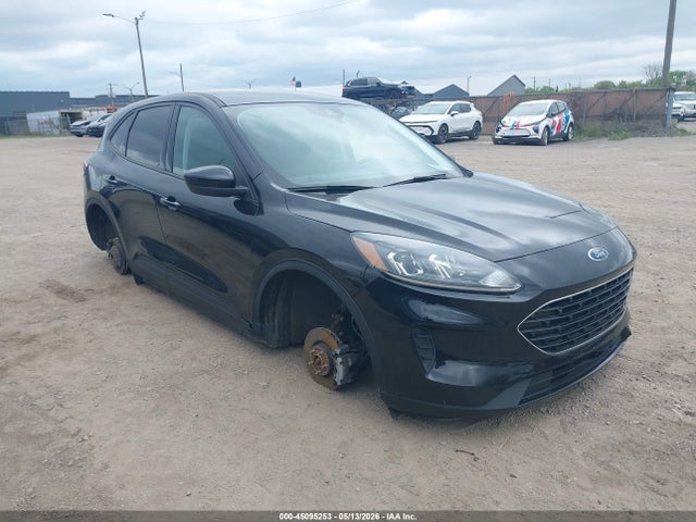 2021 FORD ESCAPE SE - 1