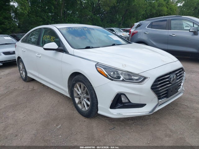 2018 HYUNDAI SONATA SE - 1