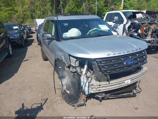 2017 FORD EXPLORER XLT - 1