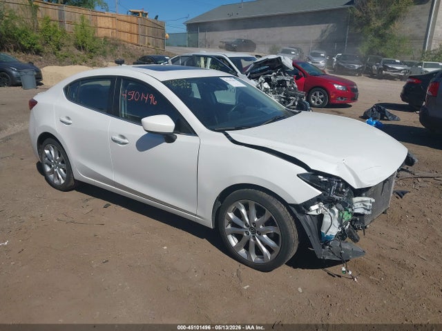 2015 MAZDA MAZDA3 S - 1