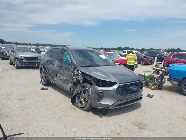 2024 FORD ESCAPE ST-LINE - 1