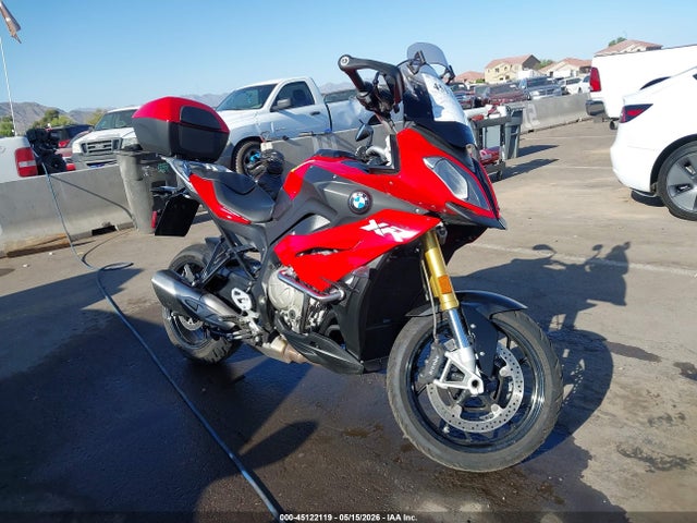 2016 BMW S 1000 XR - 1