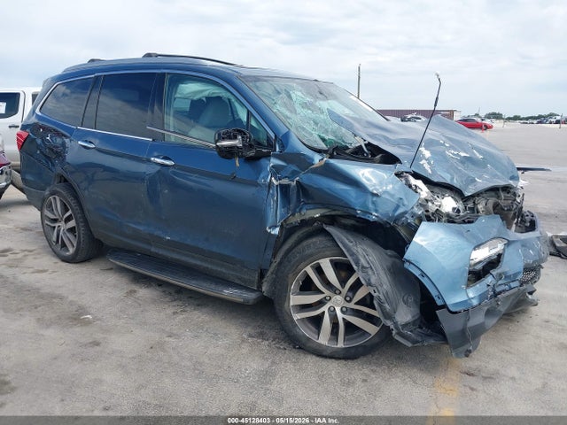 2017 HONDA PILOT TOURING - 1