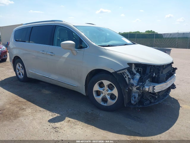 2017 CHRYSLER PACIFICA TOURING-L PLUS - 1