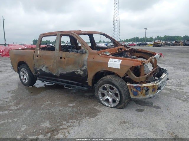2016 RAM 1500 LARAMIE - 1