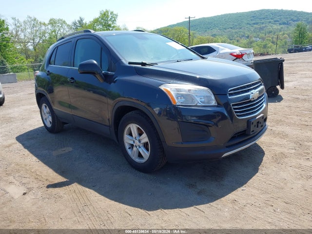 2016 CHEVROLET TRAX LT - 1