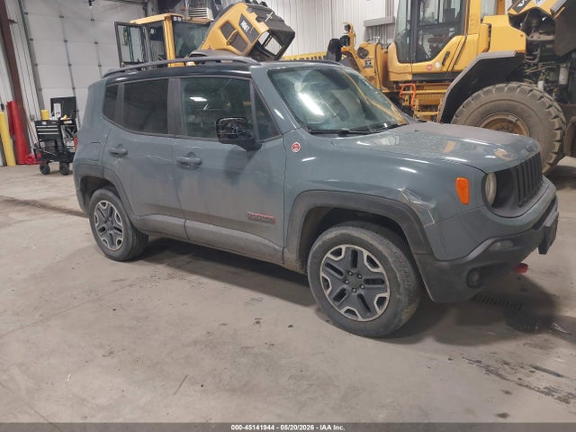 2015 JEEP RENEGADE TRAILHAWK - 1