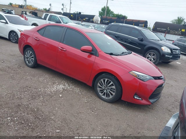 2019 TOYOTA COROLLA XLE - 1