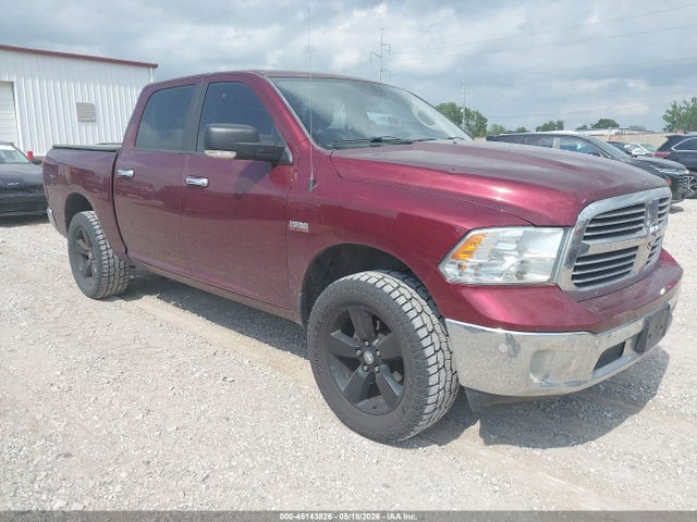 2016 RAM 1500 BIG - 1